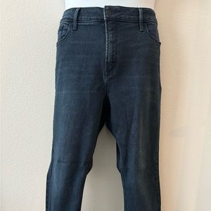Old Navy Rockstar Super Skinny Jeans